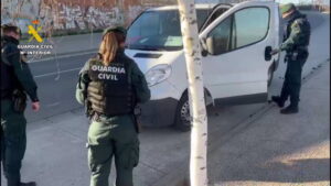 La colaboración ciudadana permite encontrar una furgoneta robada en Calahorra furgo