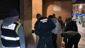 Ocho detenidos en Alfaro por estancia irregular en un operativo conjunto de Policía Nacional y Guardia Civil ocho