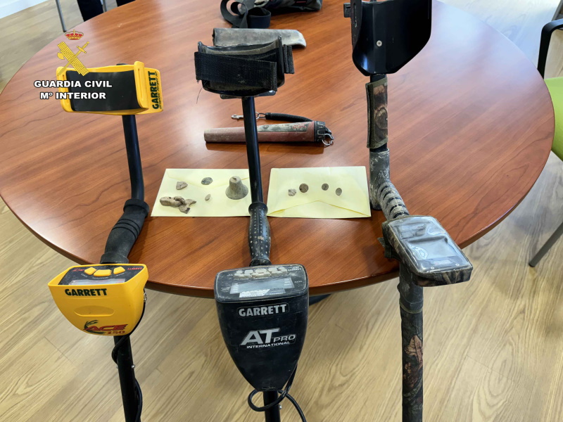 Denunciadas tres personas por buscar restos arqueológicos con detectores de metales 1 detectores